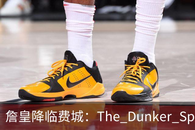 詹皇降临费城：The Dunker Spot拆解勒布朗适配76人的野心与隐患